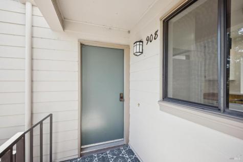 908 Via Casitas Greenbrae CA 94904