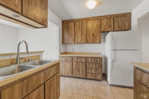 1565 Parkway Drive Rohnert Park CA 94928
