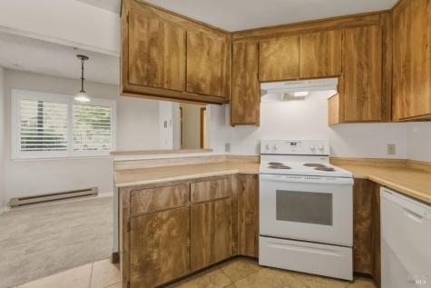 1565 Parkway Drive Rohnert Park CA 94928