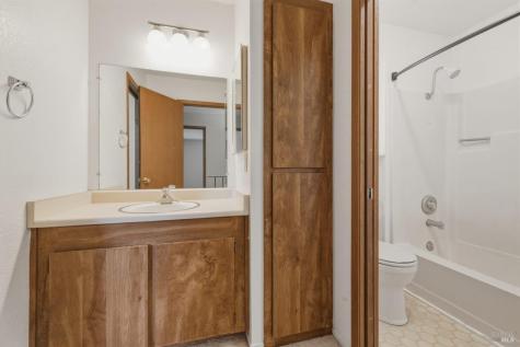 1565 Parkway Drive Rohnert Park CA 94928