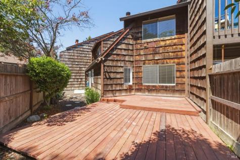1565 Parkway Drive Rohnert Park CA 94928