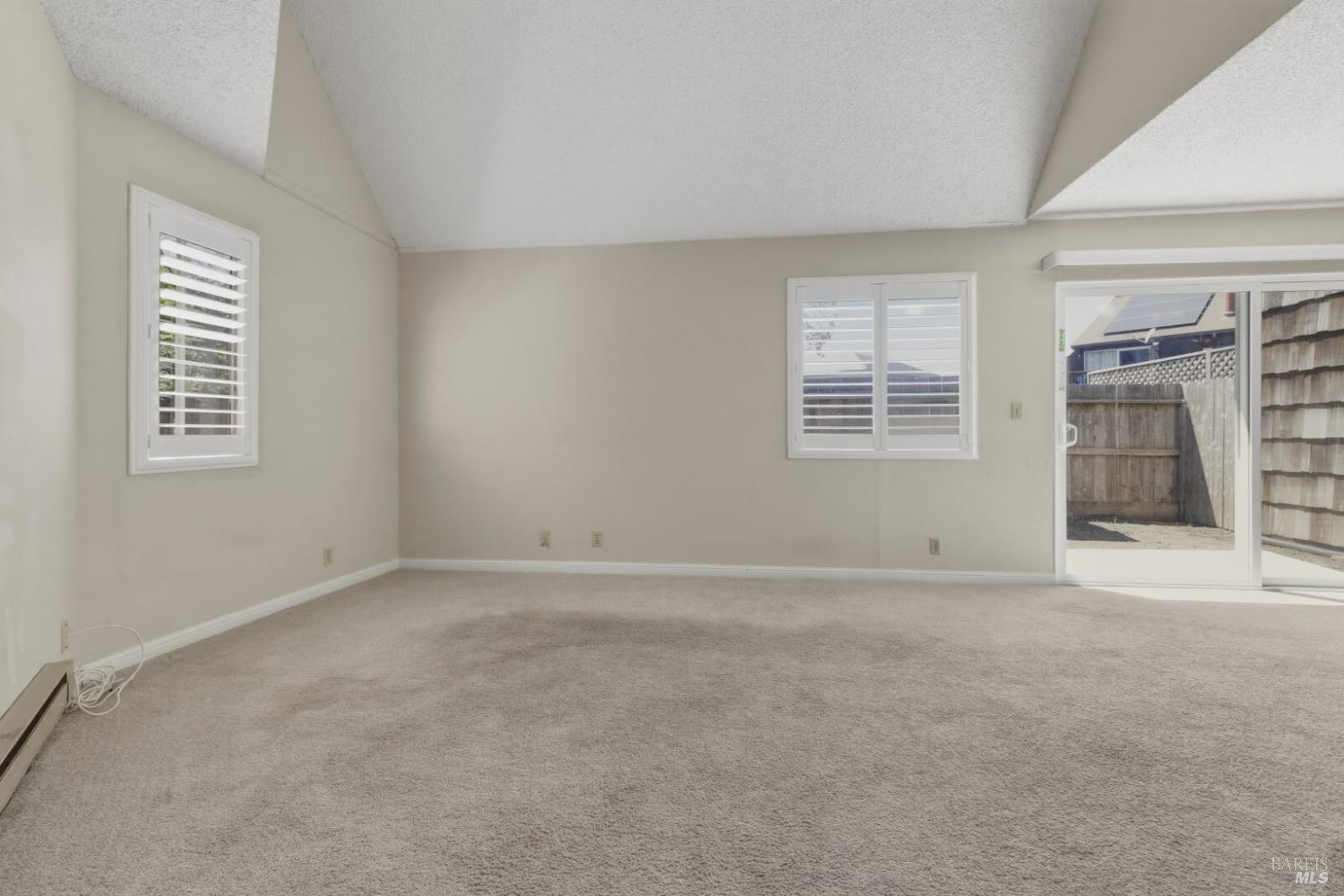 1565 Parkway Drive Rohnert Park CA 94928