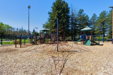 1565 Parkway Drive Rohnert Park CA 94928