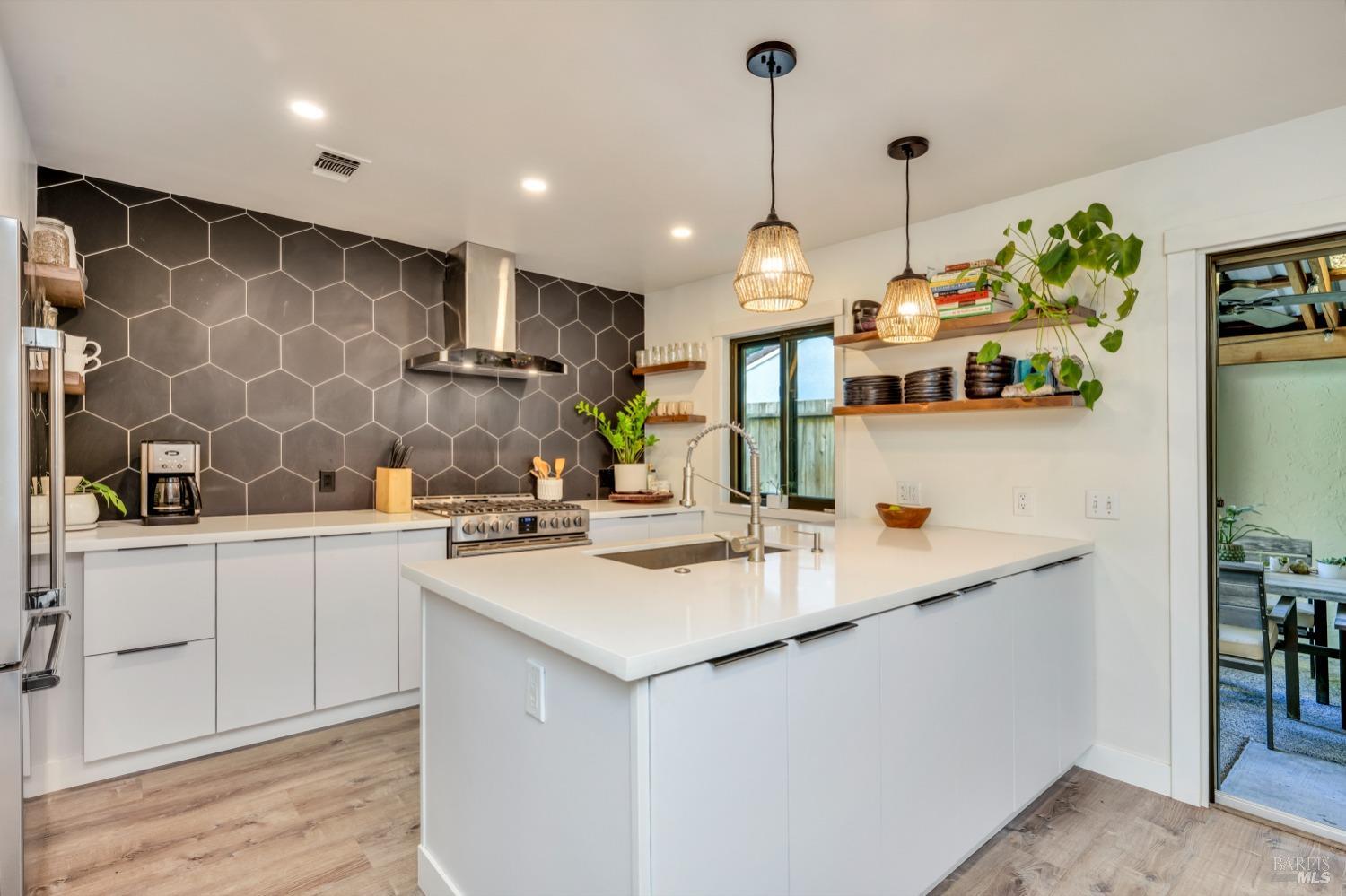 930 Mariposa Lane St. Helena CA 94574