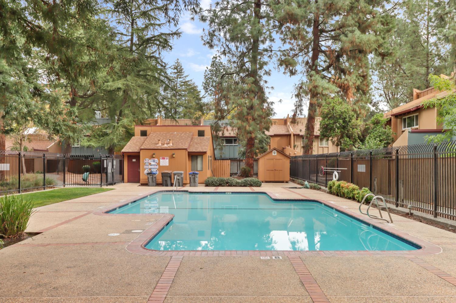 2139 Bella Casa Street Davis CA 95616