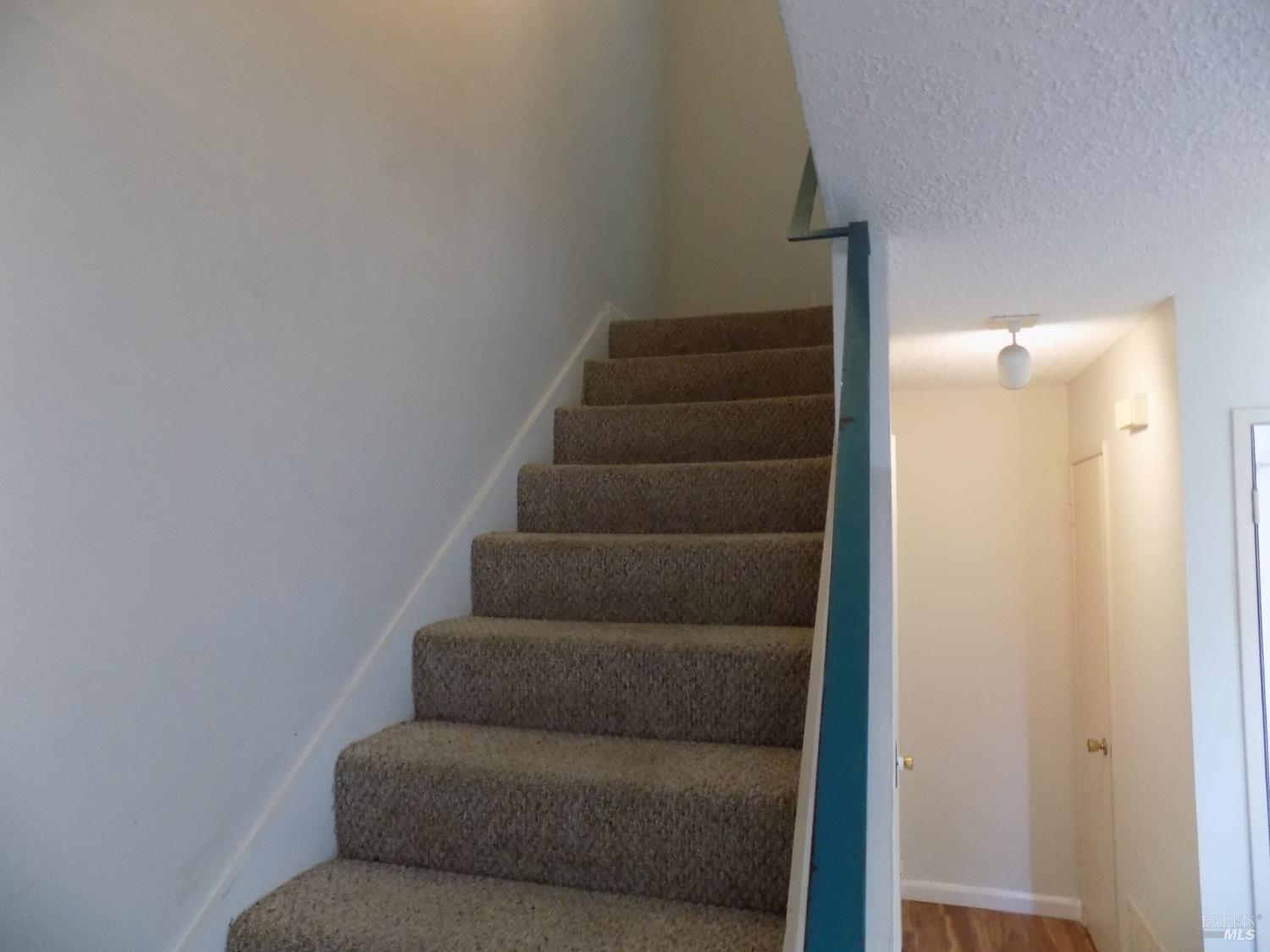 1709 Las Pravadas Court Santa Rosa CA 95409