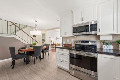 10 Josefa Court Novato CA 94949