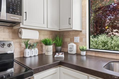 10 Josefa Court Novato CA 94949