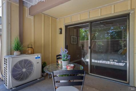 10 Josefa Court Novato CA 94949