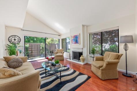 10 Josefa Court Novato CA 94949