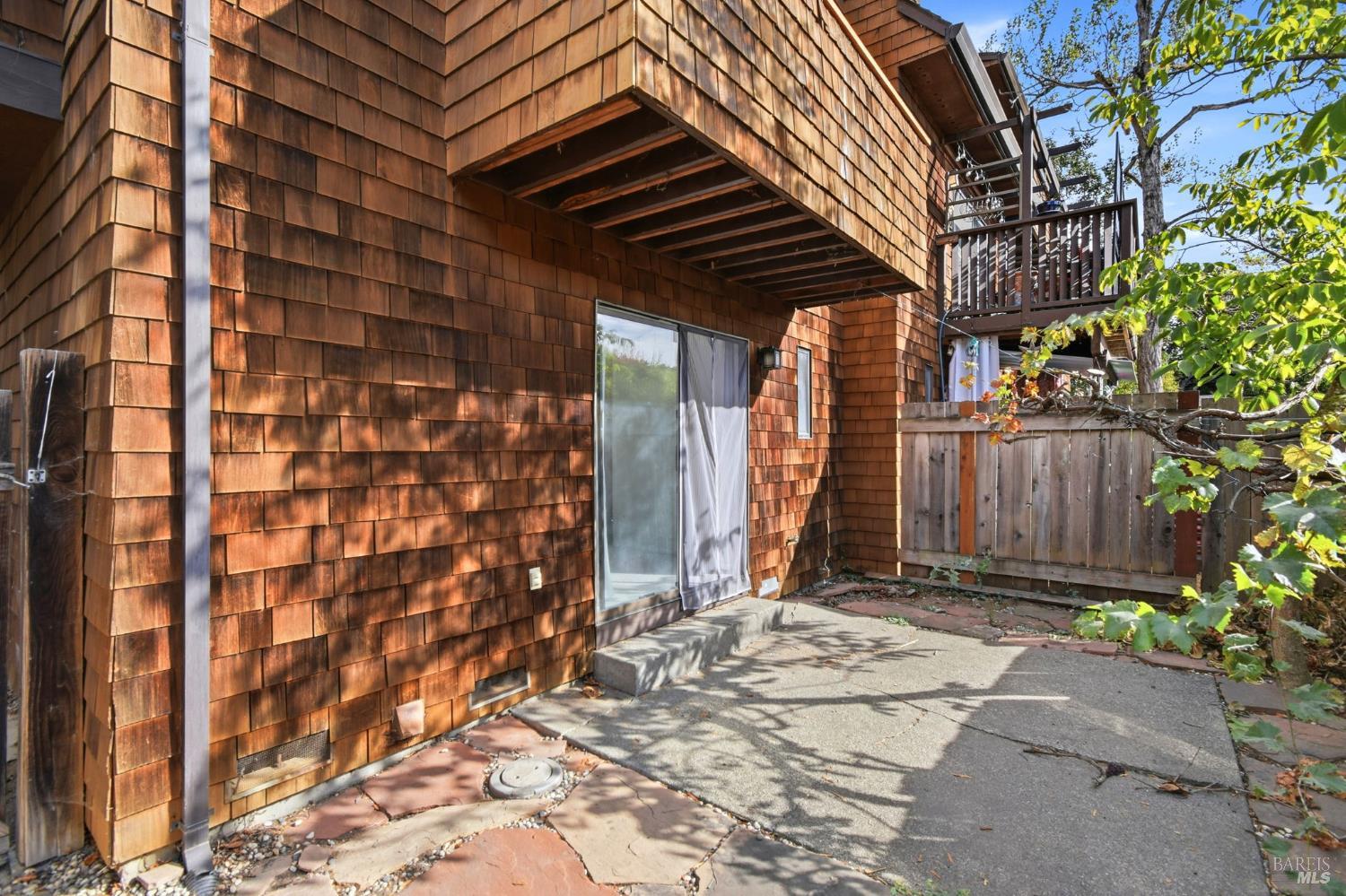 835 Liberty Street Petaluma CA 94952