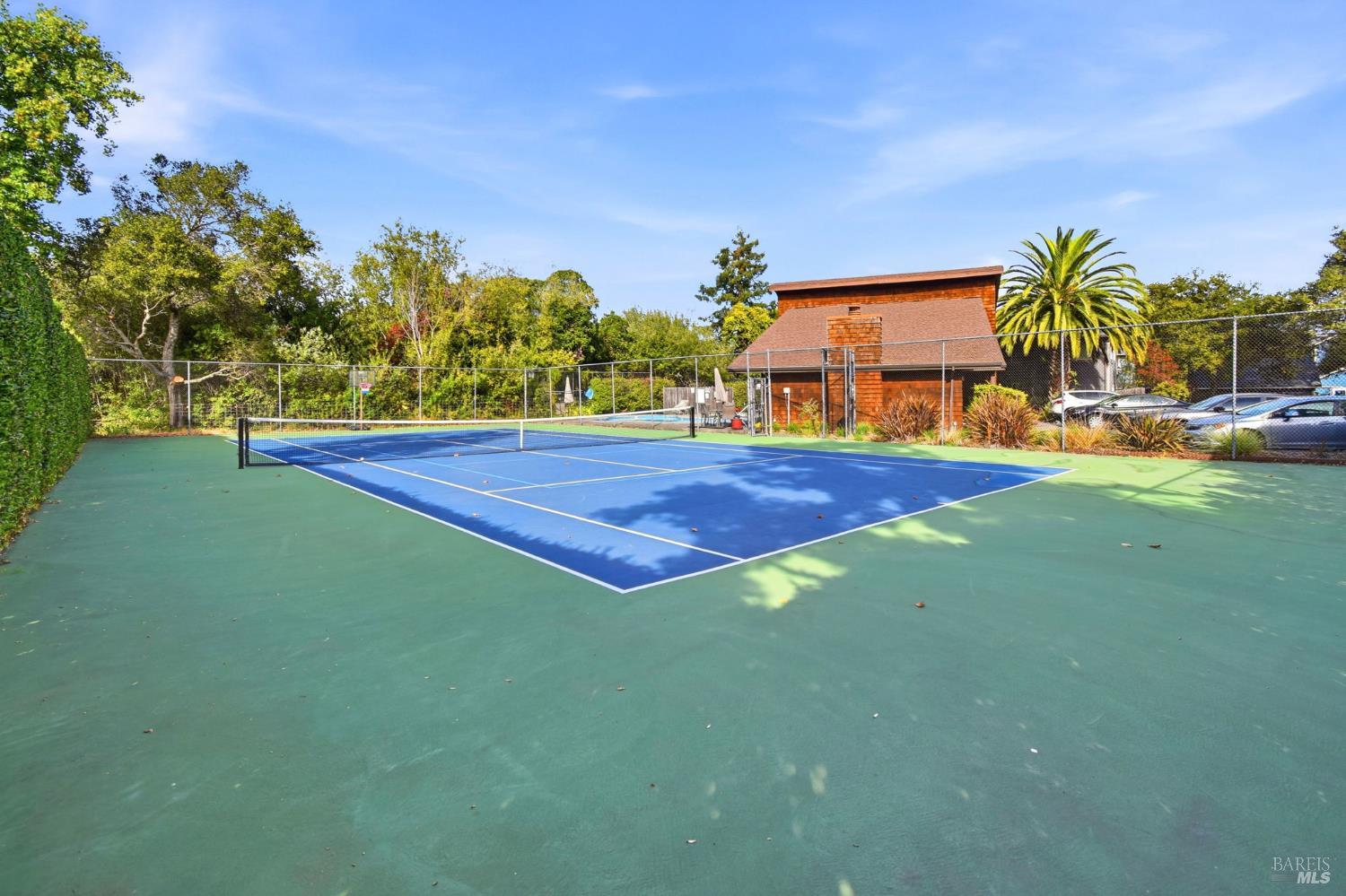 835 Liberty Street Petaluma CA 94952