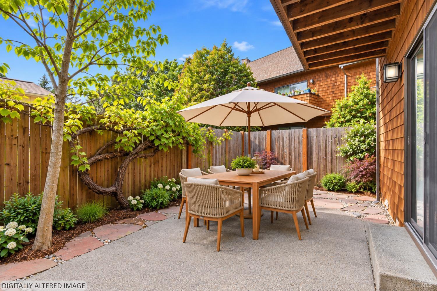 835 Liberty Street Petaluma CA 94952