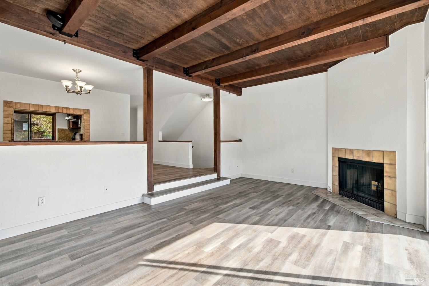 835 Liberty Street Petaluma CA 94952