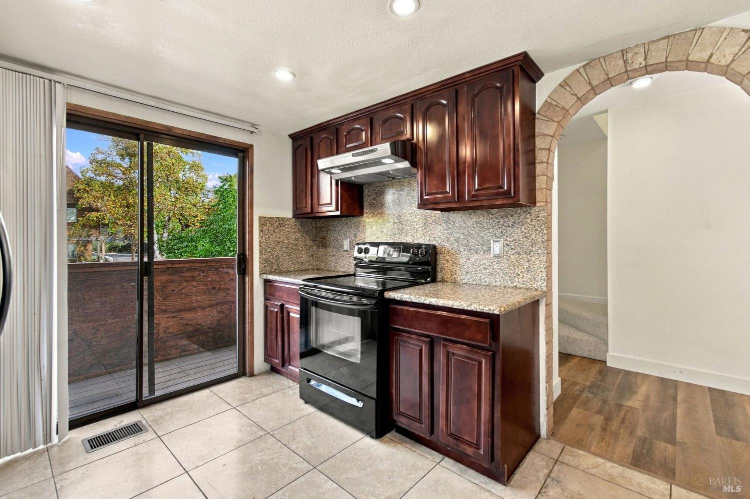 835 Liberty Street Petaluma CA 94952