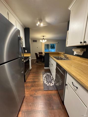 58 Scottsdale Way Novato CA 94945