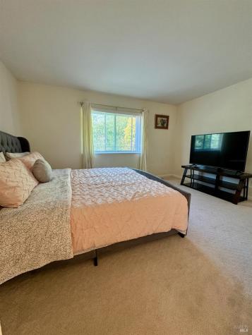 58 Scottsdale Way Novato CA 94945