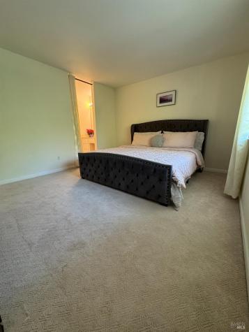 58 Scottsdale Way Novato CA 94945