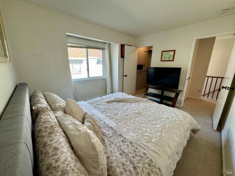 58 Scottsdale Way Novato CA 94945