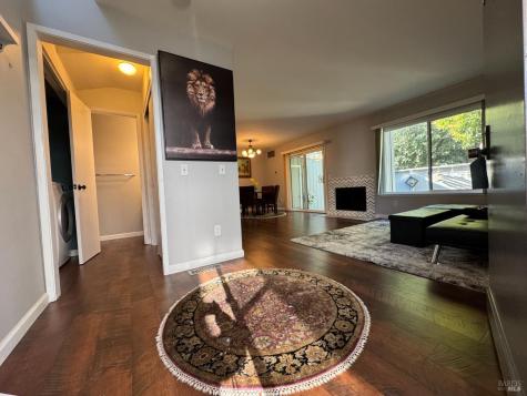 58 Scottsdale Way Novato CA 94945