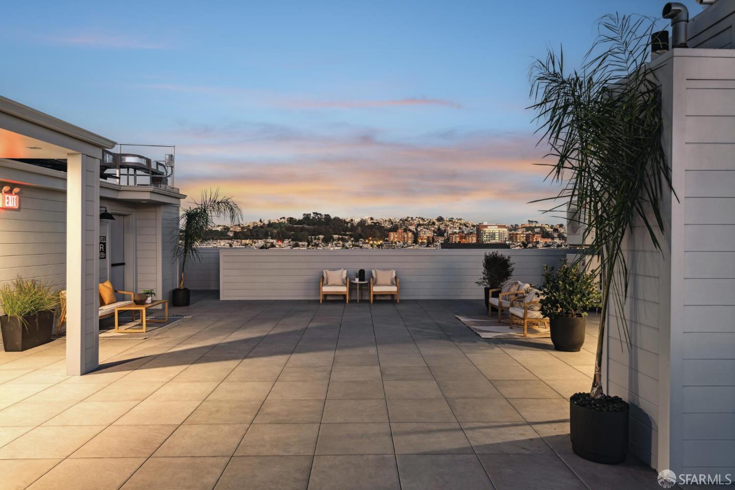 986 S Van Ness Avenue San Francisco CA 94110