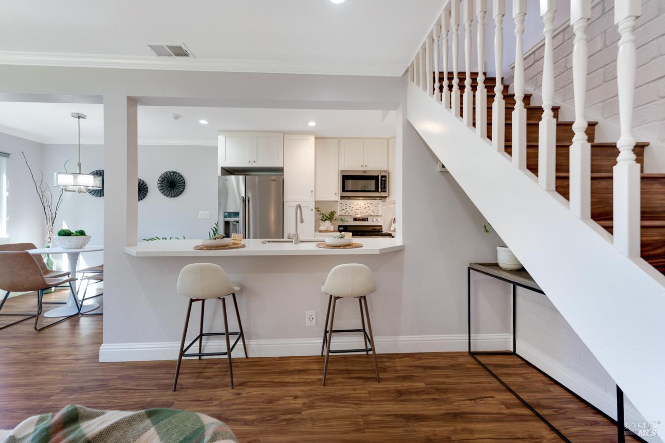 1513 Guerneville Road Santa Rosa CA 95403