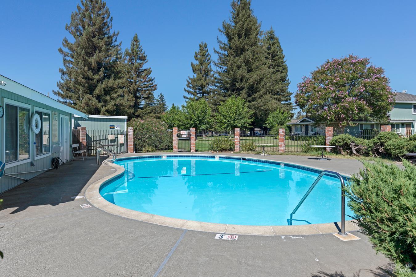 1513 Guerneville Road Santa Rosa CA 95403
