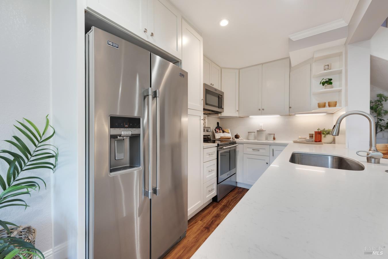 1513 Guerneville Road Santa Rosa CA 95403