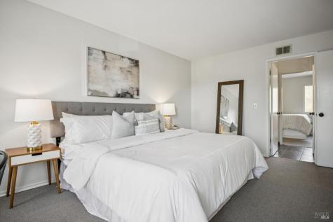 2033 Hawthorne Terrace Novato CA 94945