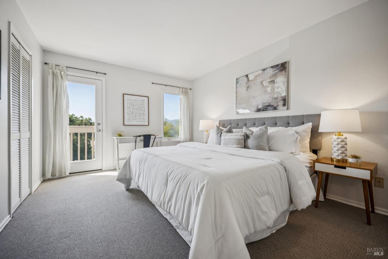 2033 Hawthorne Terrace Novato CA 94945