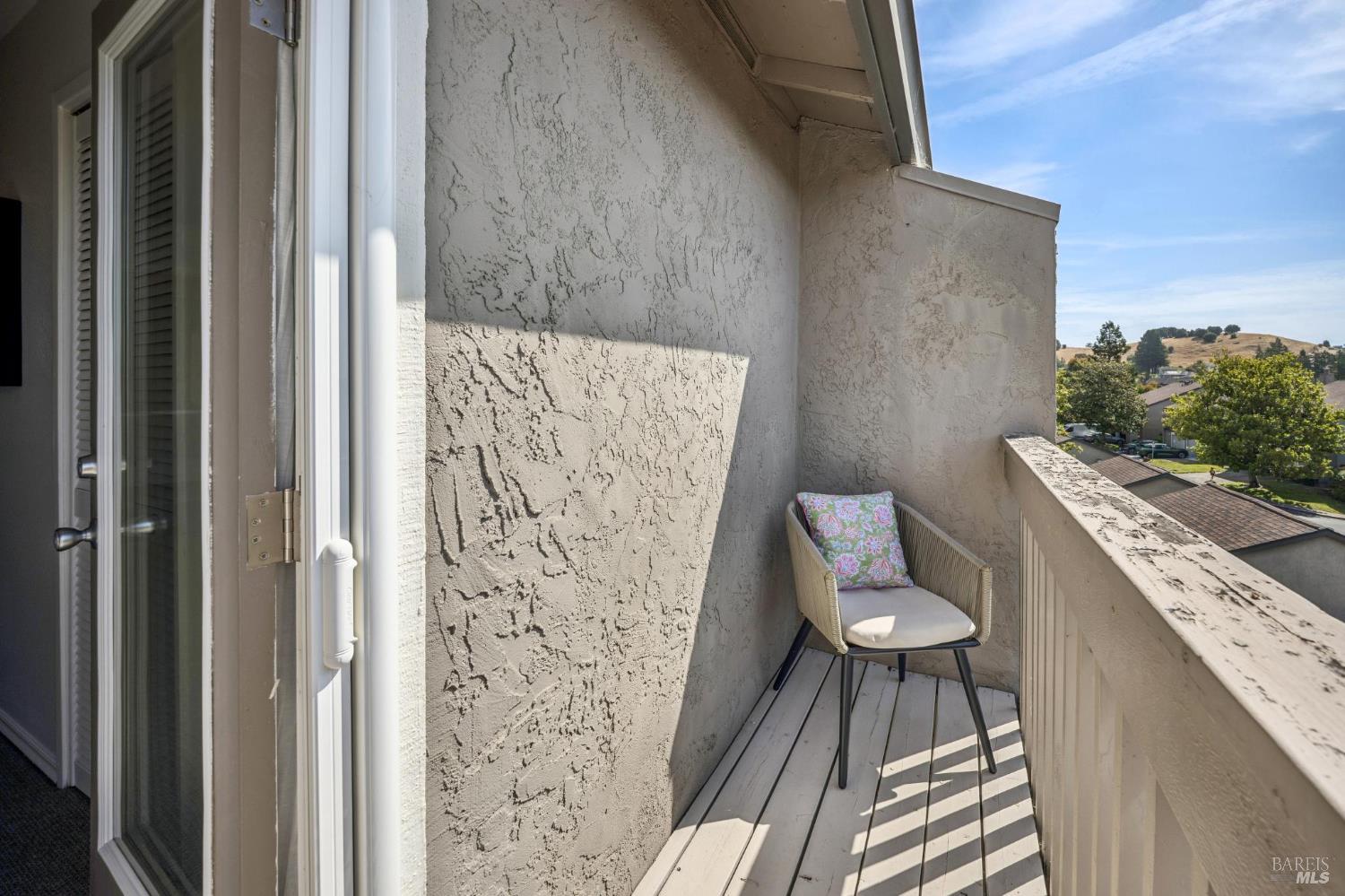 2033 Hawthorne Terrace Novato CA 94945