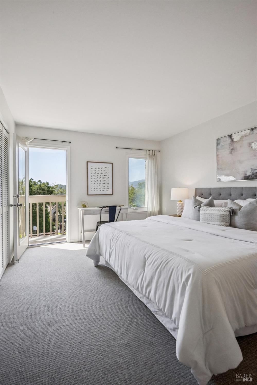 2033 Hawthorne Terrace Novato CA 94945