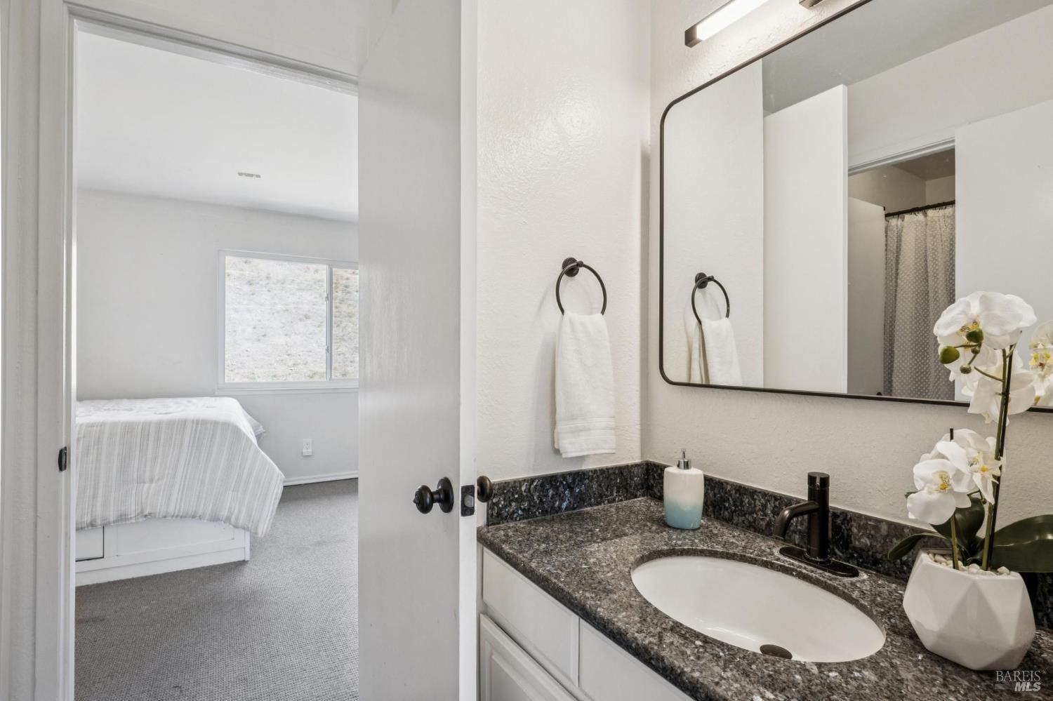2033 Hawthorne Terrace Novato CA 94945