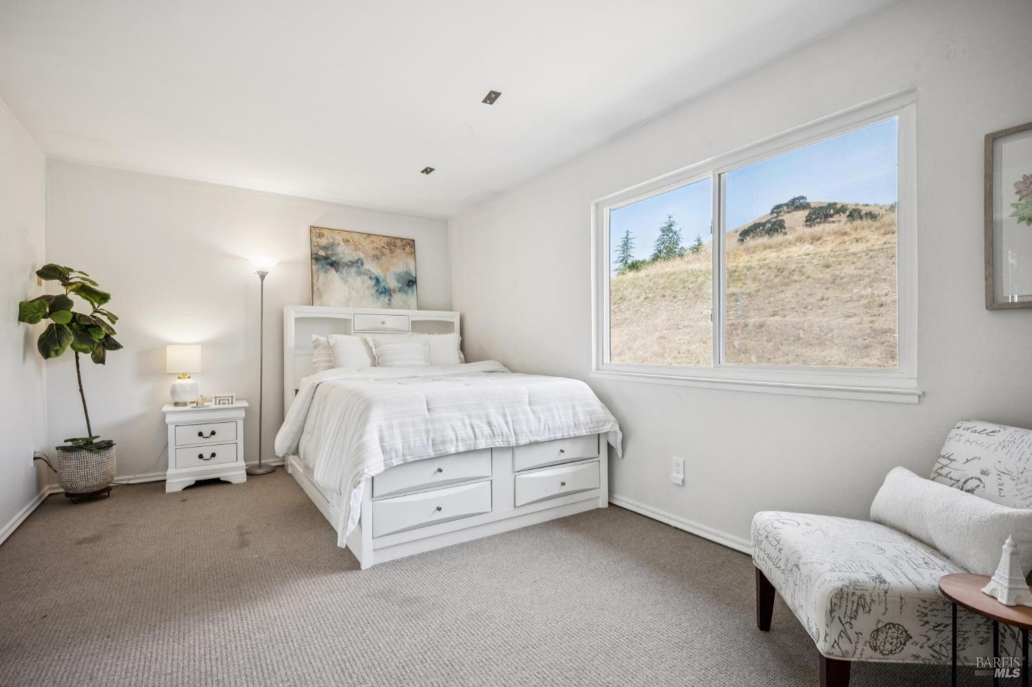 2033 Hawthorne Terrace Novato CA 94945