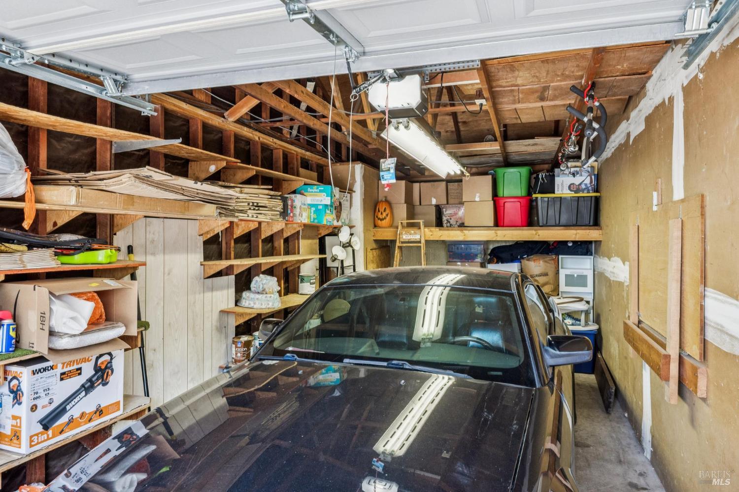 2033 Hawthorne Terrace Novato CA 94945