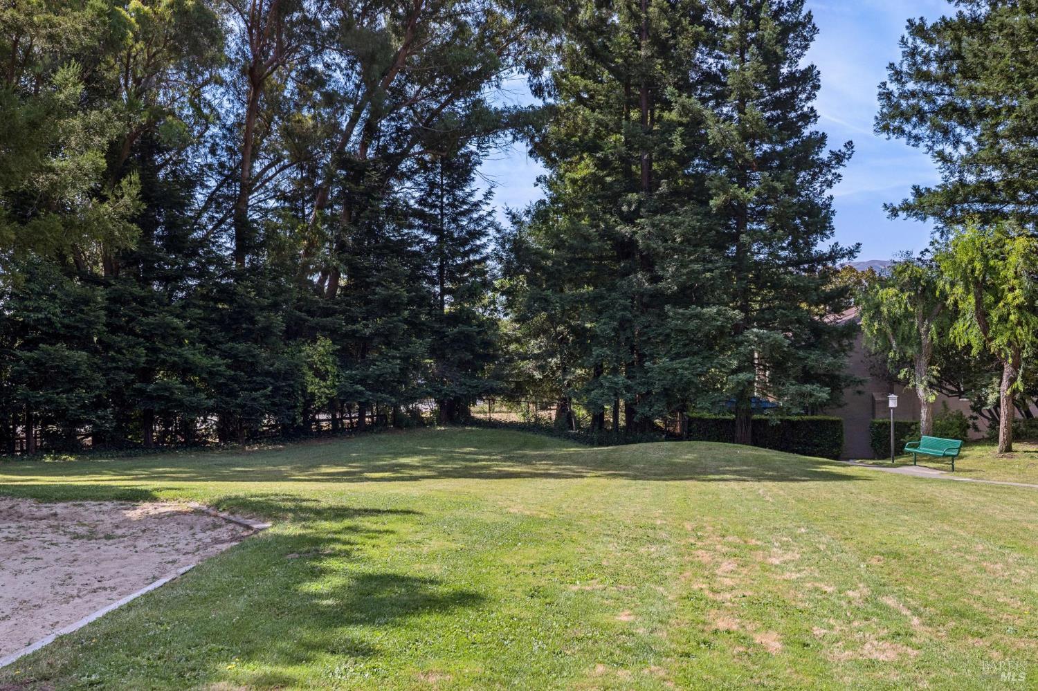 2033 Hawthorne Terrace Novato CA 94945