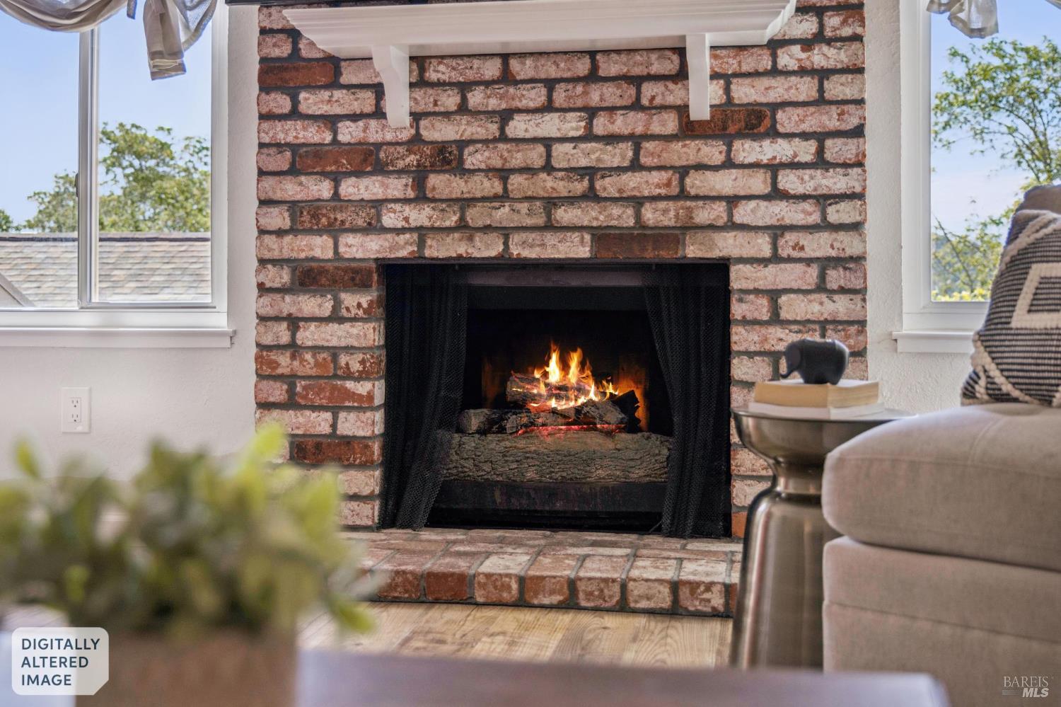2033 Hawthorne Terrace Novato CA 94945