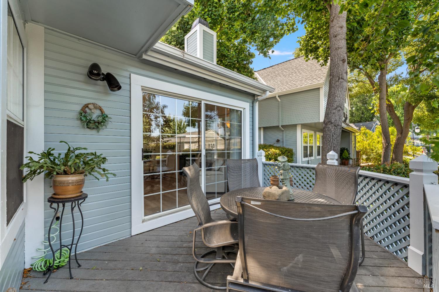 377 E 2nd Street Benicia CA 94510