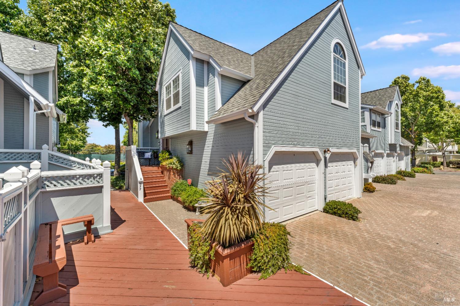 377 E 2nd Street Benicia CA 94510