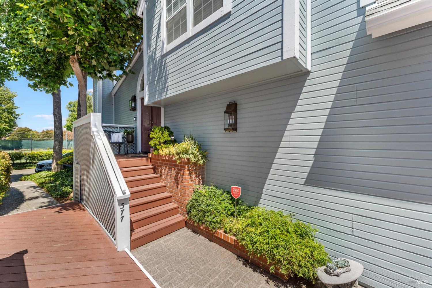 377 E 2nd Street Benicia CA 94510
