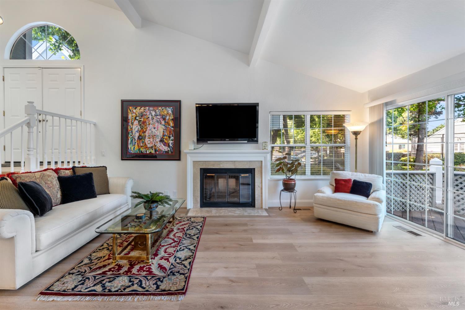 377 E 2nd Street Benicia CA 94510