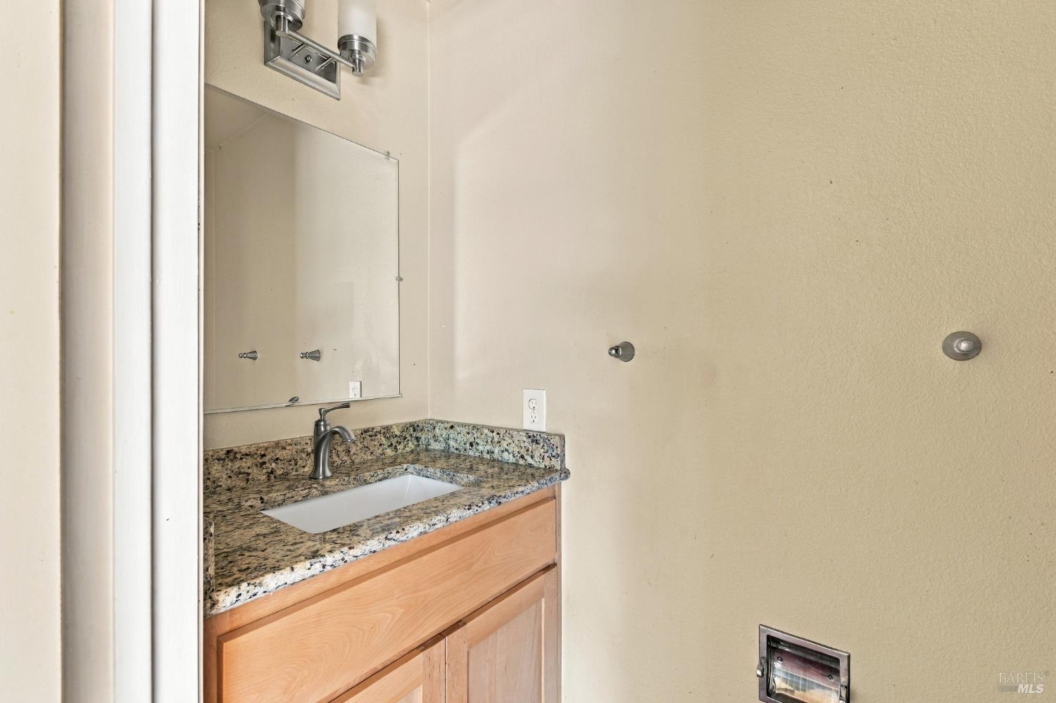 377 Wall Place Santa Rosa CA 95401