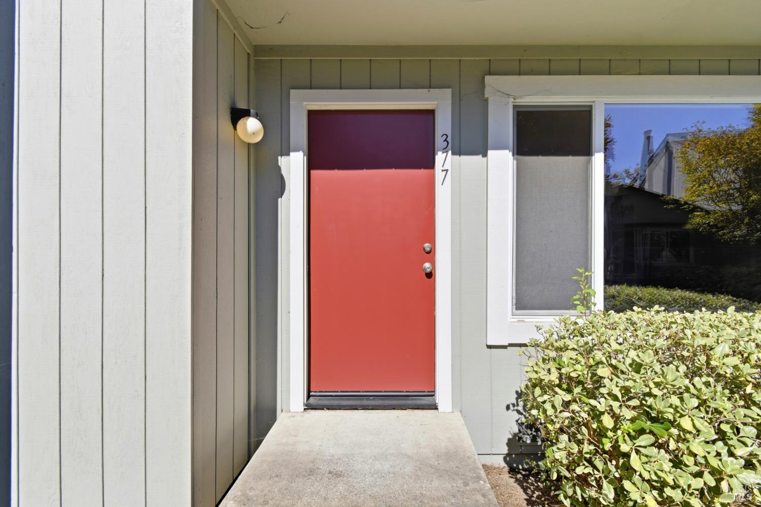 377 Wall Place Santa Rosa CA 95401