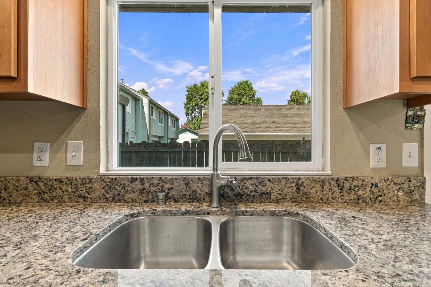 377 Wall Place Santa Rosa CA 95401