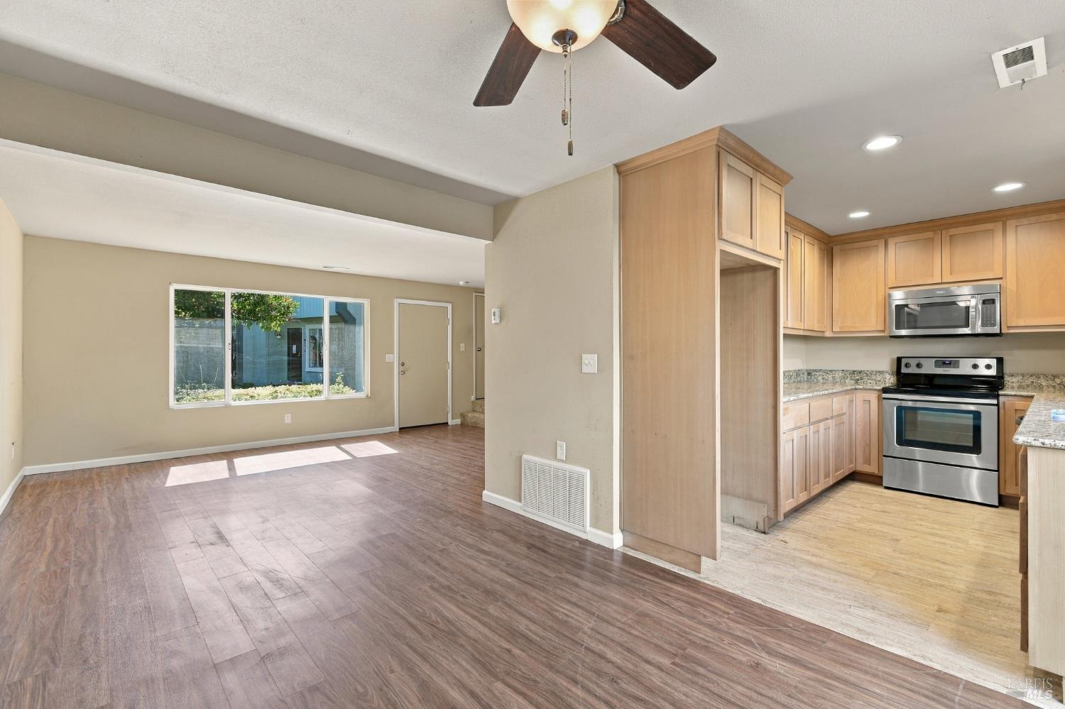 377 Wall Place Santa Rosa CA 95401