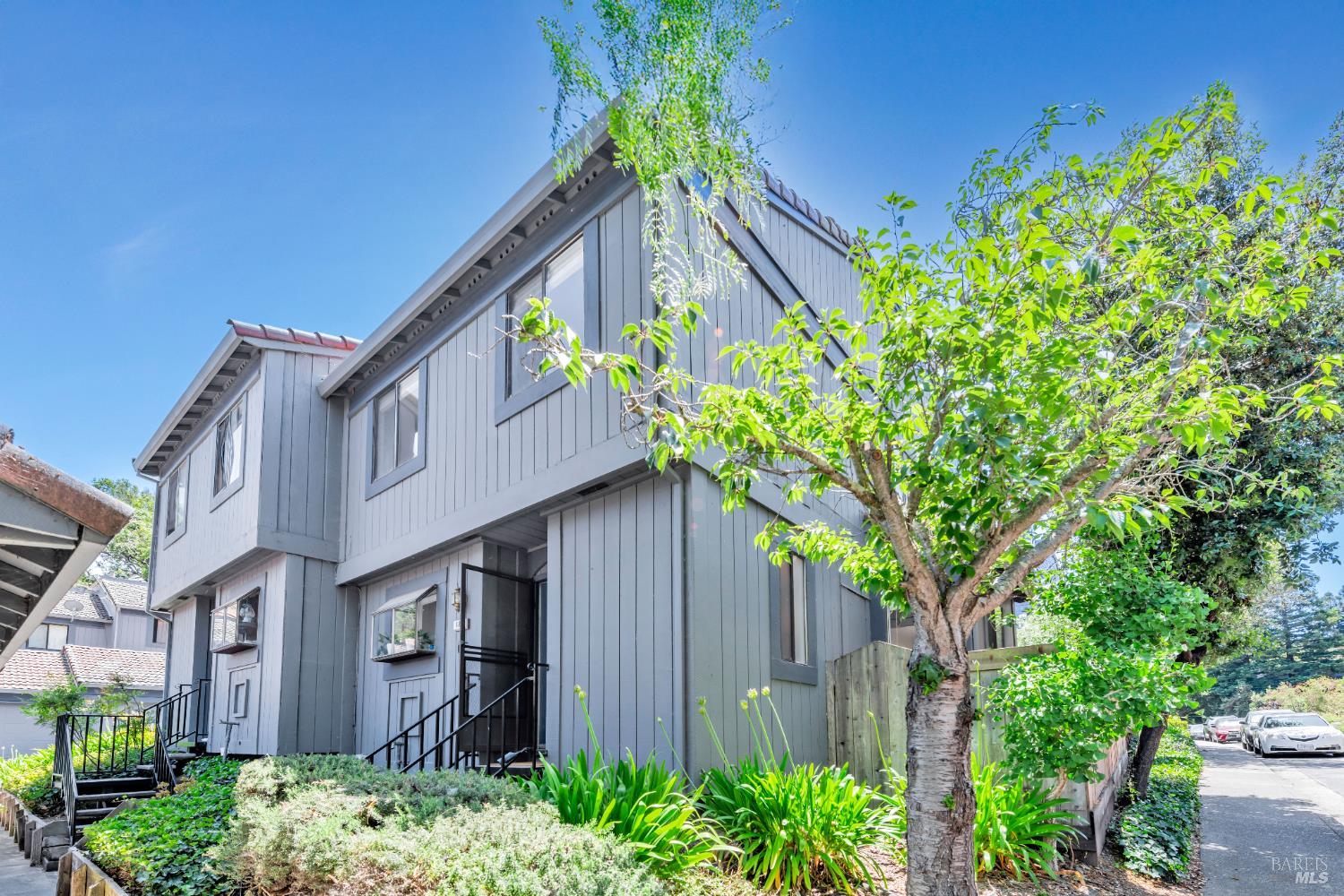 121 Aronia Lane Novato CA 94945