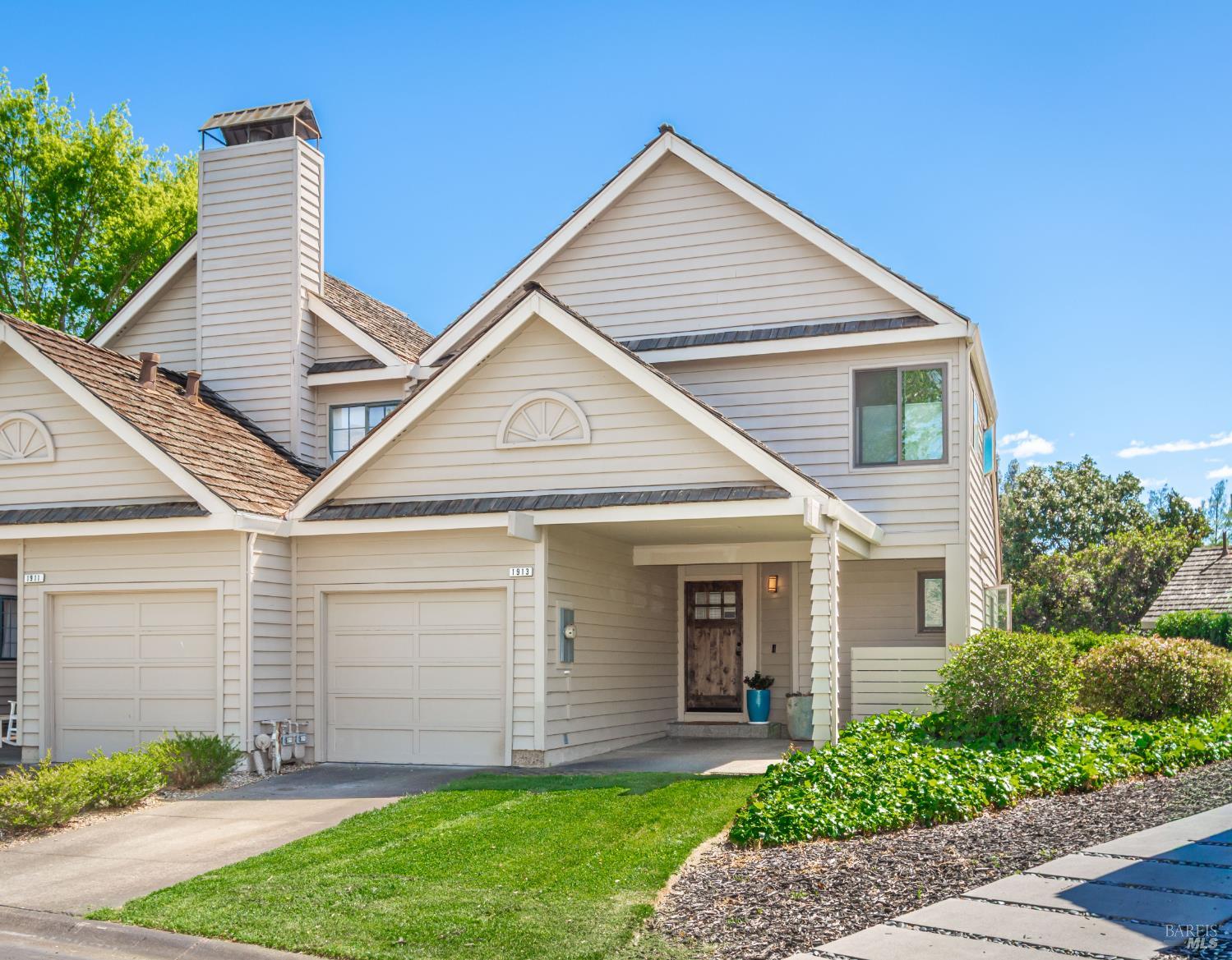 1913 Hopper Way Yountville CA 94599