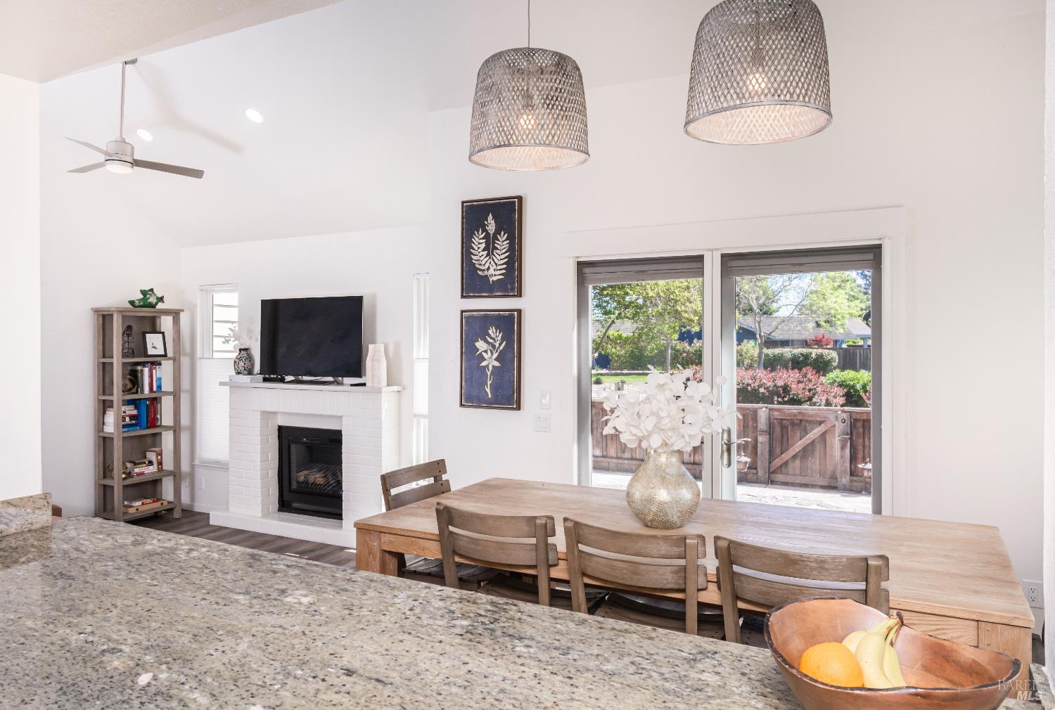1913 Hopper Way Yountville CA 94599