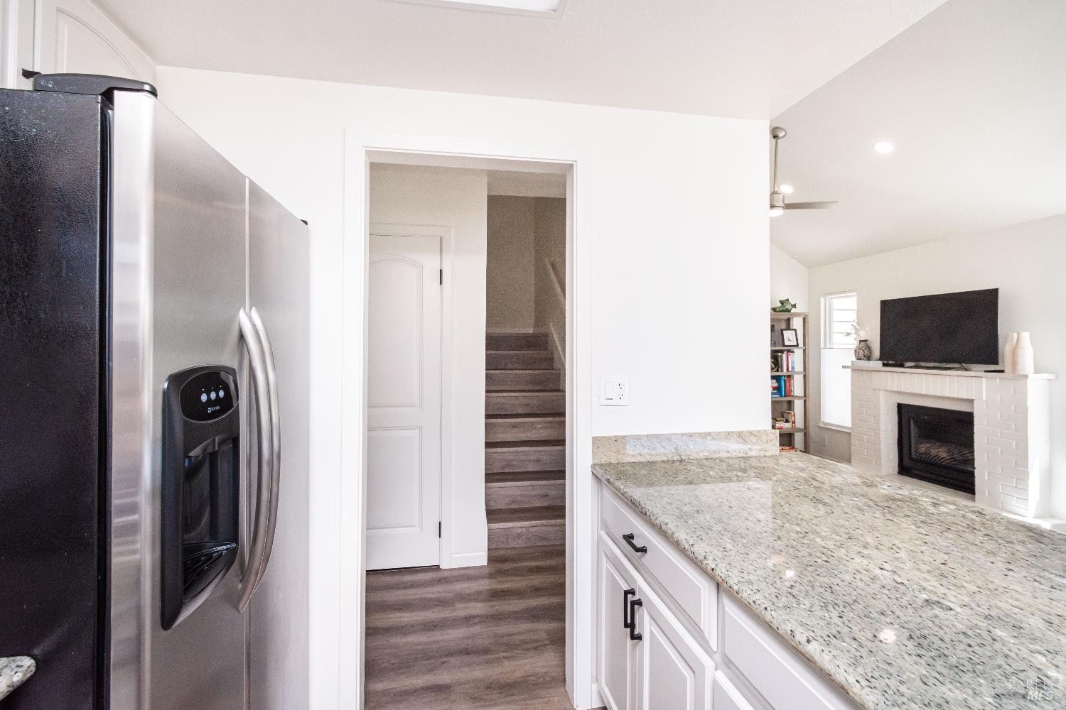 1913 Hopper Way Yountville CA 94599