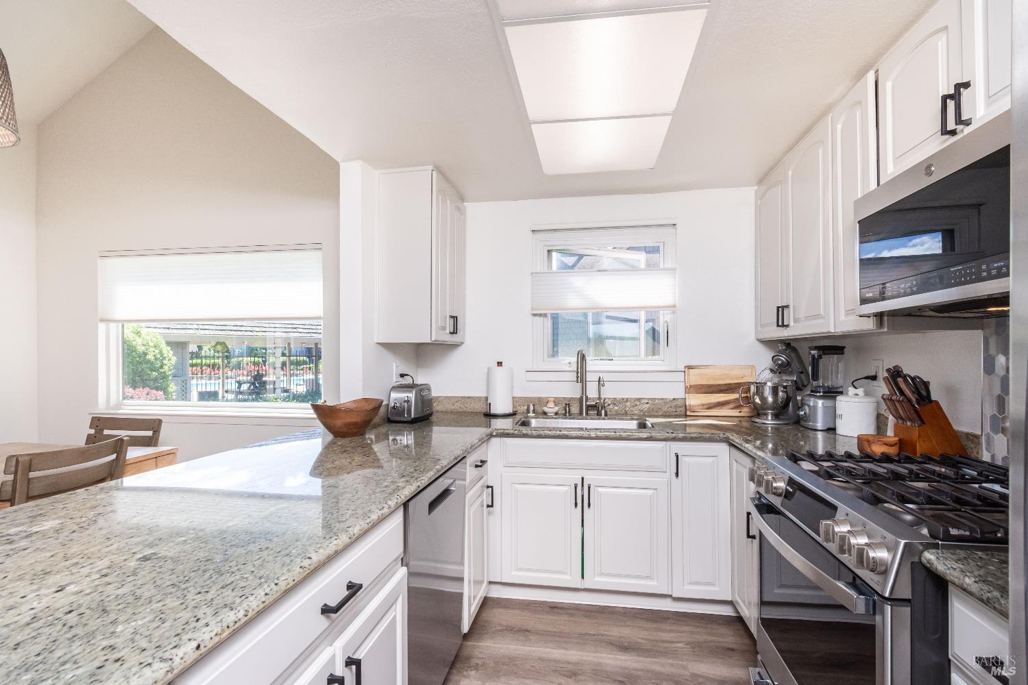 1913 Hopper Way Yountville CA 94599